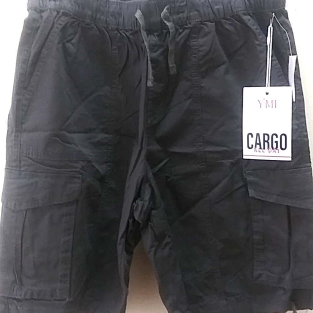 YMI Women's Cargo Shorts Size L